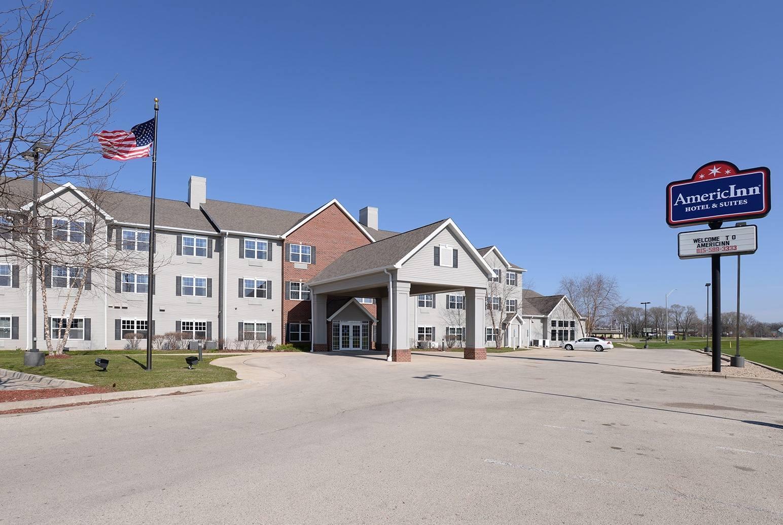 Americinn By Wyndham Fulton Clinton Kültér fotó