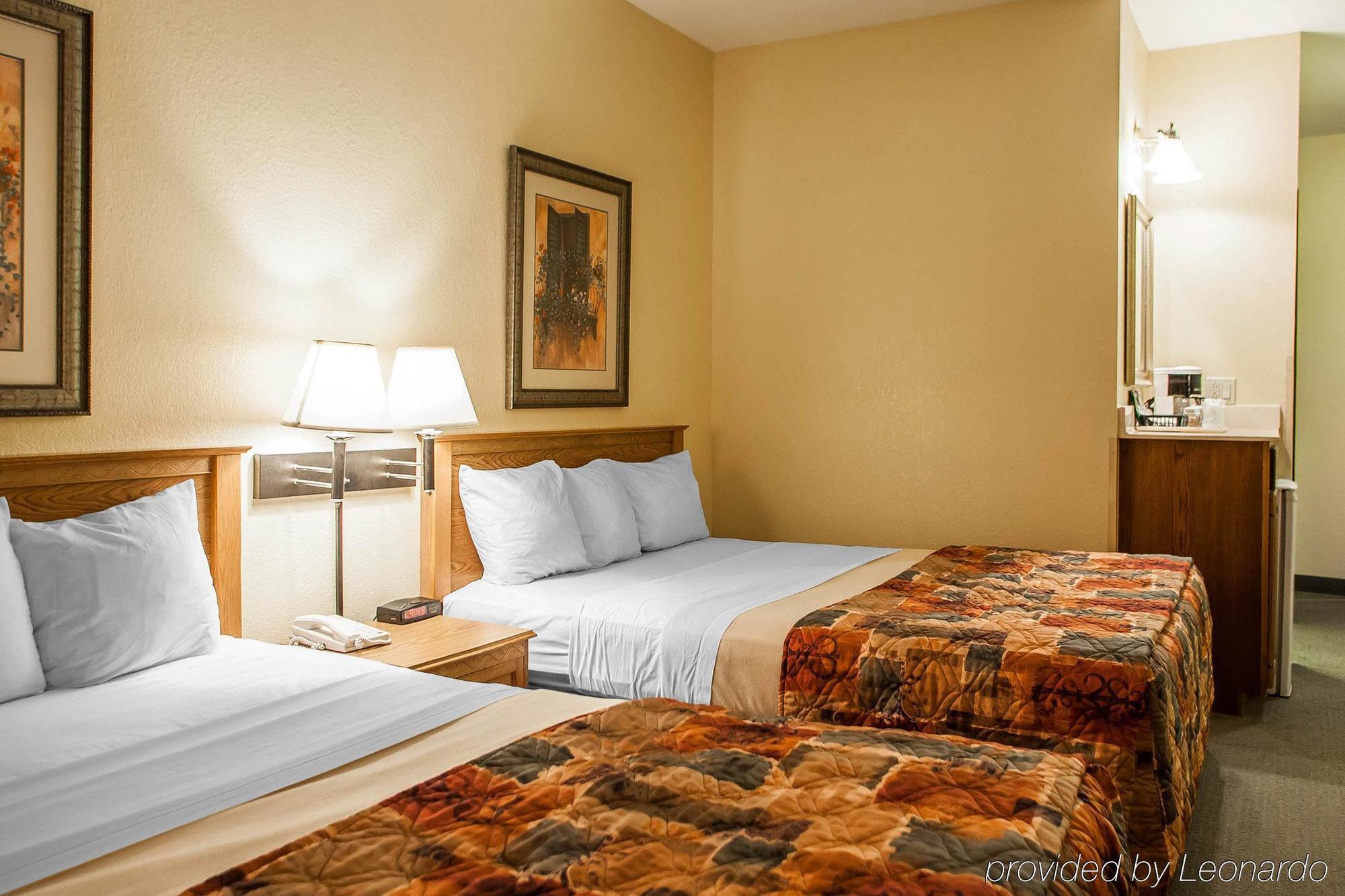 Americinn By Wyndham Fulton Clinton Kültér fotó