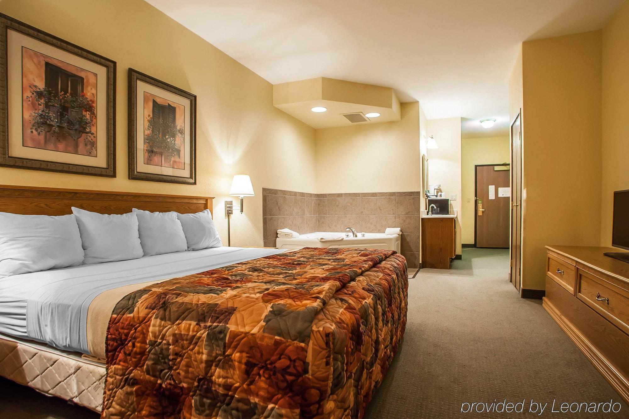 Americinn By Wyndham Fulton Clinton Kültér fotó
